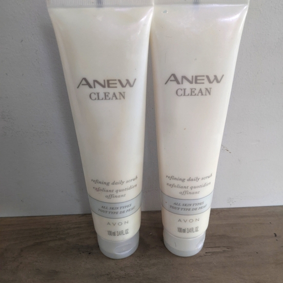 Avon Anew Clean Exfoliating Daily Scrub - Cream Lot (2) - Picture 1 of 3